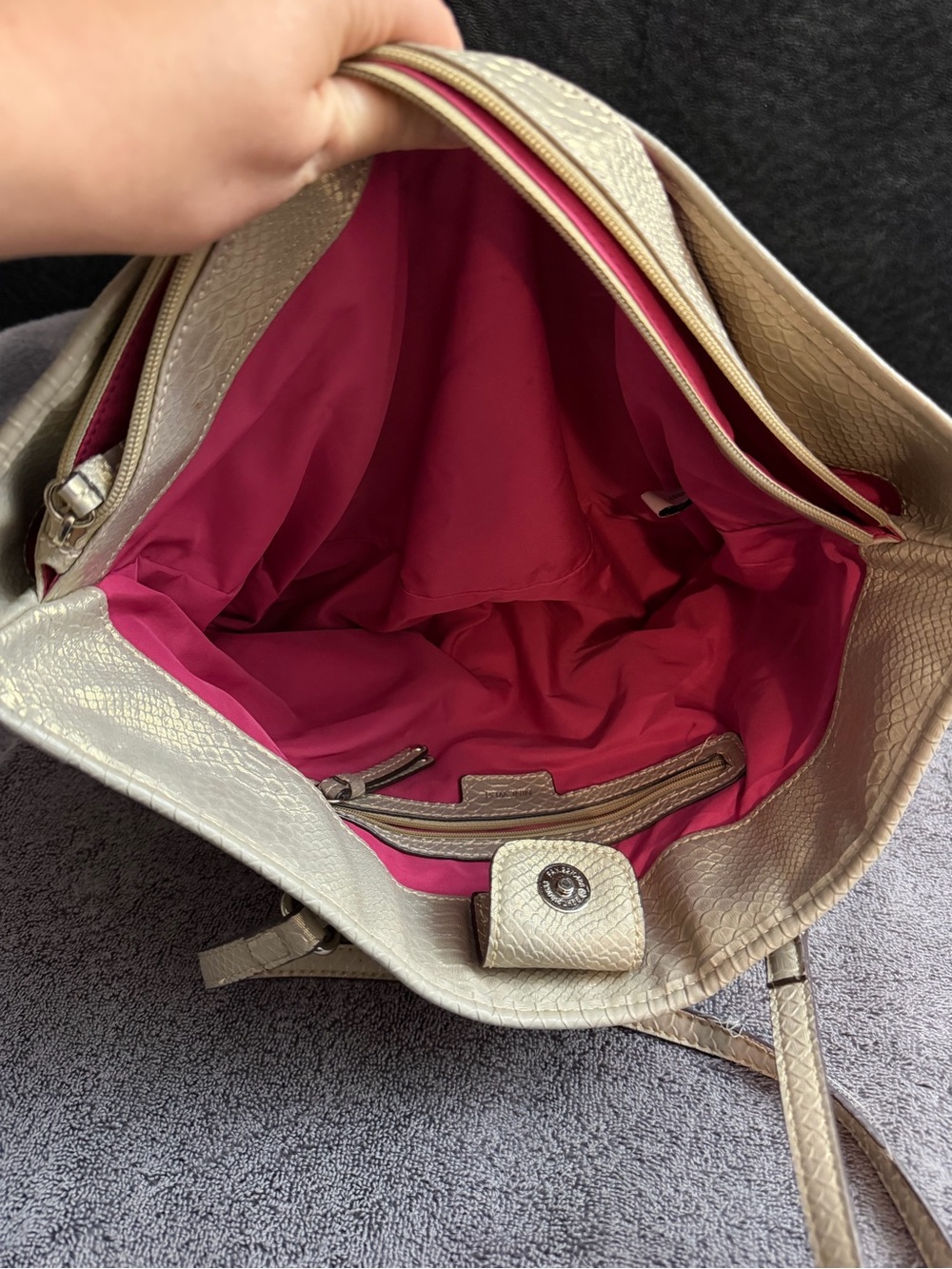 Nine West 3D Flower Purse - Picture 5 of 16